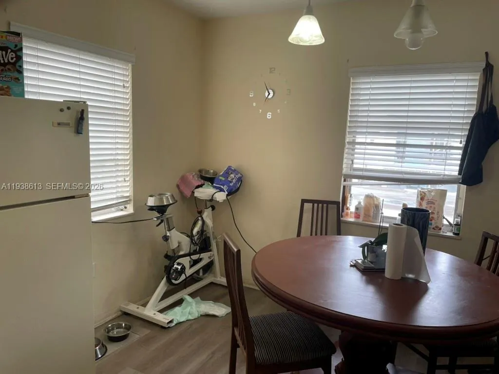 3741 Sw 27th Ter, Miami, Florida 33134, Miami, Florida 33134, ,Residential Income,For Sale,3741 Sw 27th Ter, Miami, Florida 33134,A11938613