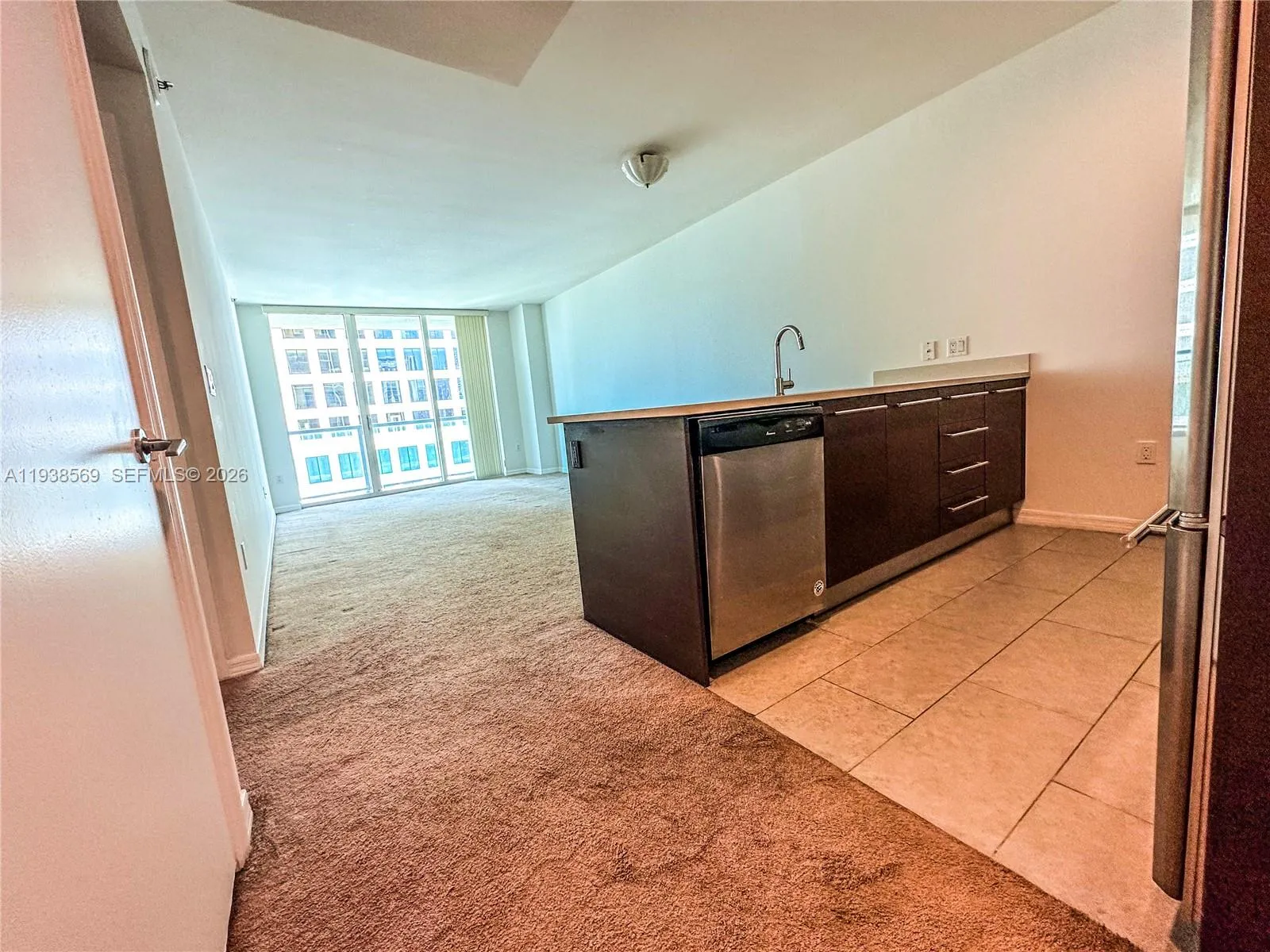 500 Brickell Ave 1406, Miami, Florida 33131, Miami, Florida 33131, 1 Bedroom Bedrooms, ,1 BathroomBathrooms,Residential Lease,For Rent,500 Brickell Ave 1406, Miami, Florida 33131,A11938569
