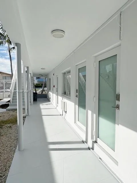 7445 Harding Ave 110, Miami Beach, Florida 33141, Miami Beach, Florida 33141, 1 Bedroom Bedrooms, ,1 BathroomBathrooms,Residential Lease,For Rent,7445 Harding Ave 110, Miami Beach, Florida 33141,A11938284