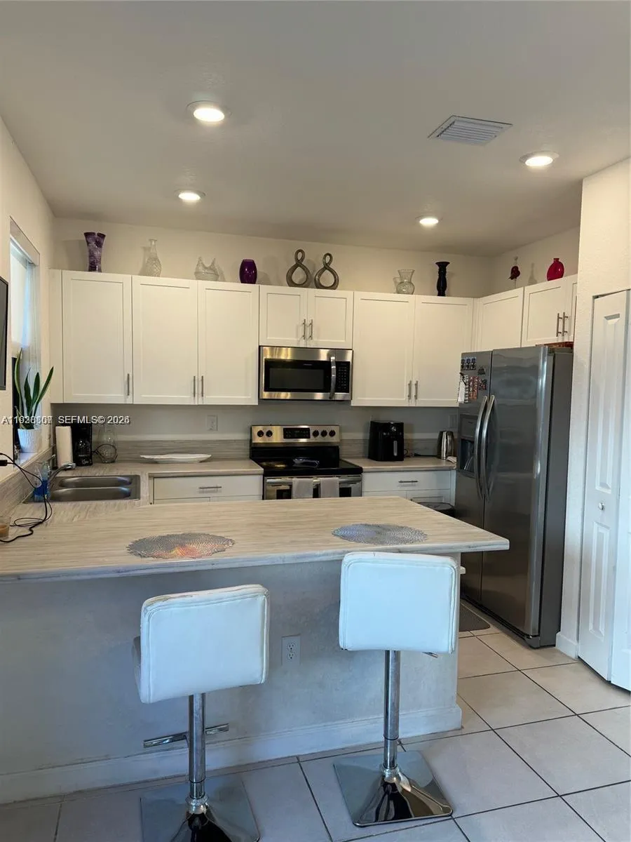 21441 Ne 3rd Pl, Miami, Florida 33179, Miami, Florida 33179, 3 Bedrooms Bedrooms, ,2 BathroomsBathrooms,Residential,For Sale,21441 Ne 3rd Pl, Miami, Florida 33179,A11938807