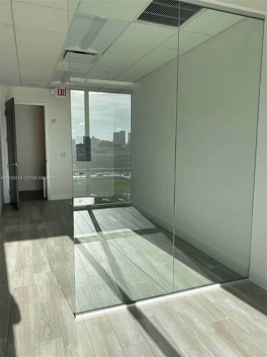800 Se 4th Ave 819b, Hallandale Beach, Florida 330, Hallandale Beach, Florida 33009, ,Commercial Lease,For Rent,800 Se 4th Ave 819b, Hallandale Beach, Florida 330,A11938814