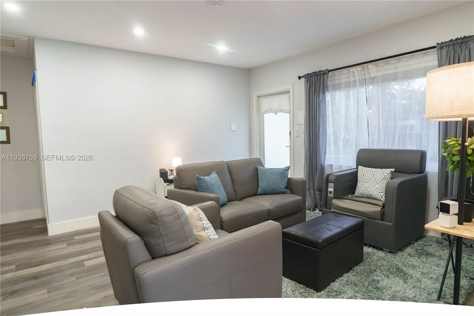 1400 Ne 14th St, Fort Lauderdale, Florida 33304, Fort Lauderdale, Florida 33304, ,Residential Income,For Sale,1400 Ne 14th St, Fort Lauderdale, Florida 33304,A11938759