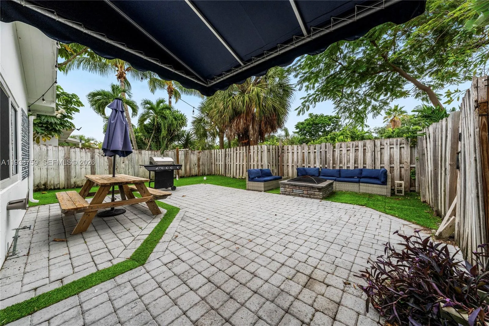 1400 Ne 14th St, Fort Lauderdale, Florida 33304, Fort Lauderdale, Florida 33304, ,Residential Income,For Sale,1400 Ne 14th St, Fort Lauderdale, Florida 33304,A11938759