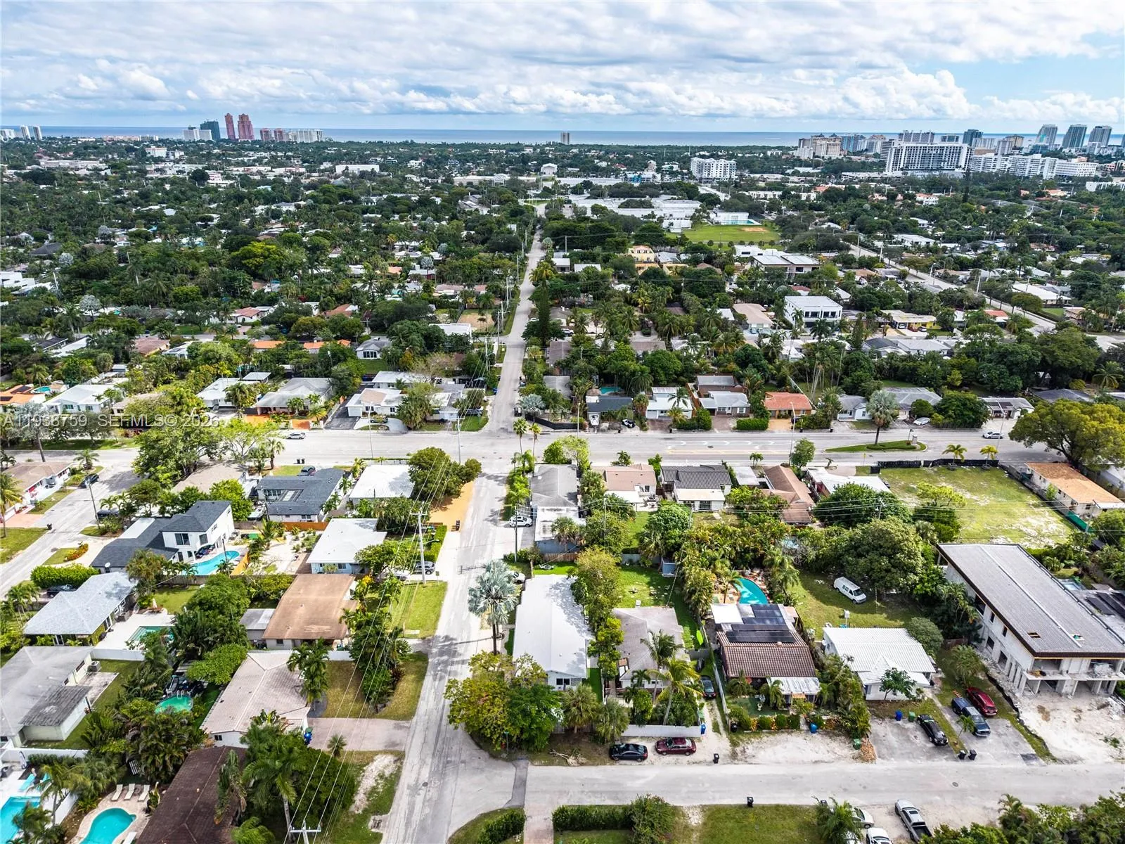 1400 Ne 14th St, Fort Lauderdale, Florida 33304, Fort Lauderdale, Florida 33304, ,Residential Income,For Sale,1400 Ne 14th St, Fort Lauderdale, Florida 33304,A11938759