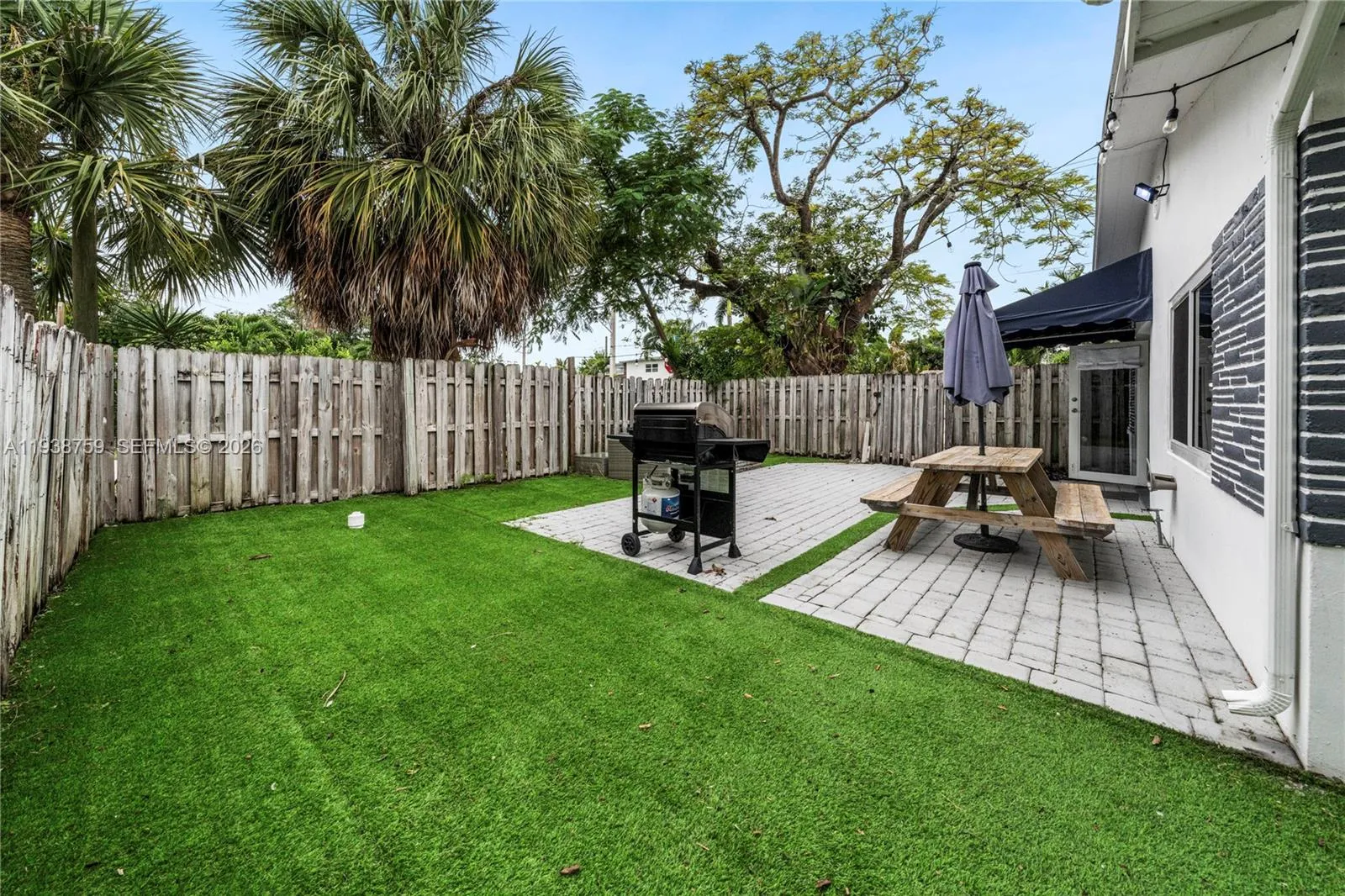 1400 Ne 14th St, Fort Lauderdale, Florida 33304, Fort Lauderdale, Florida 33304, ,Residential Income,For Sale,1400 Ne 14th St, Fort Lauderdale, Florida 33304,A11938759