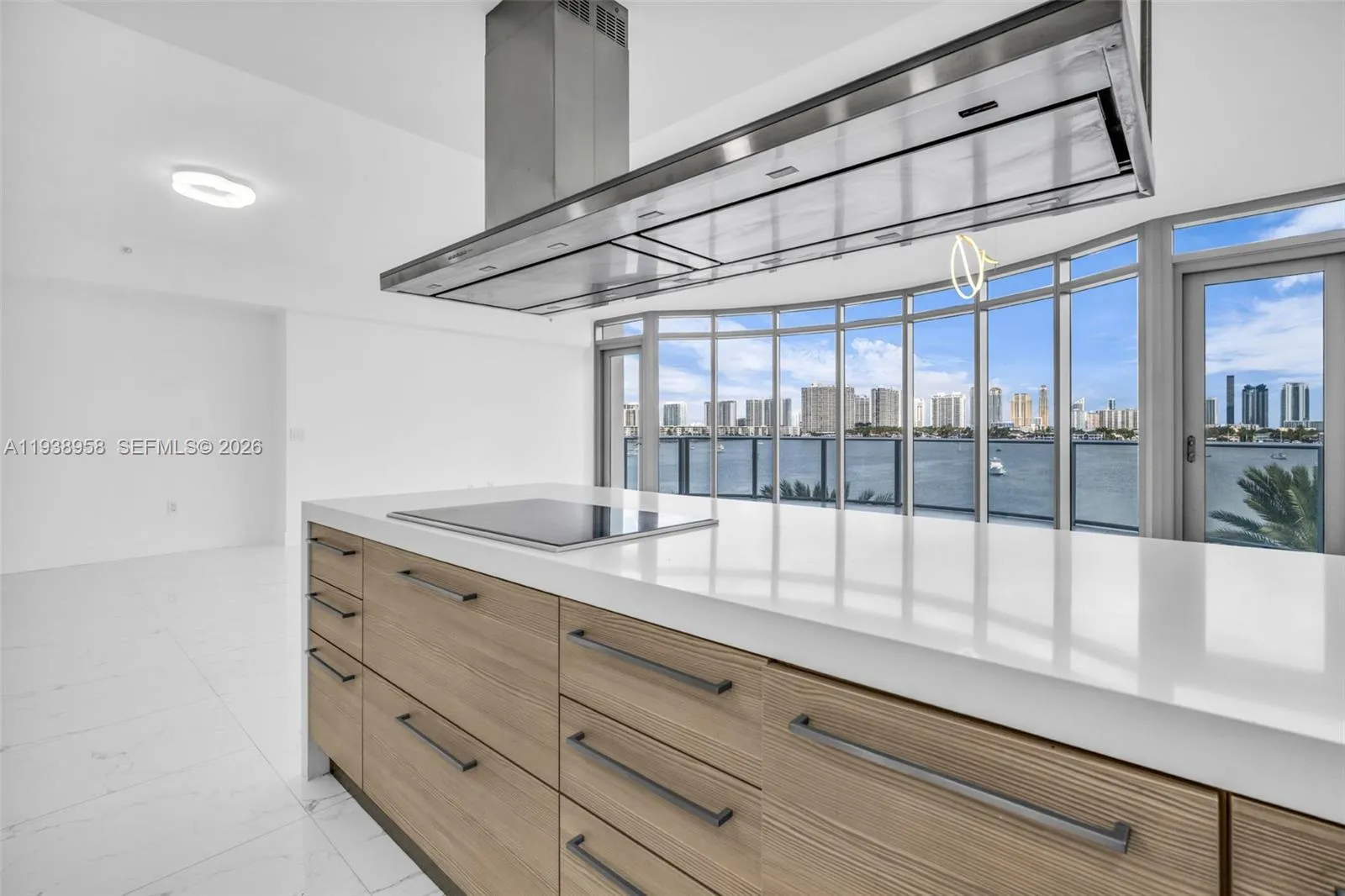 17111 Biscayne Blvd 411, North Miami Beach, Florid, North Miami Beach, Florida 33160, 2 Bedrooms Bedrooms, ,2 BathroomsBathrooms,Residential,For Sale,17111 Biscayne Blvd 411, North Miami Beach, Florid,A11938958