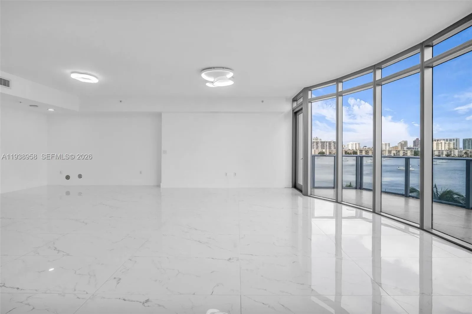17111 Biscayne Blvd 411, North Miami Beach, Florid, North Miami Beach, Florida 33160, 2 Bedrooms Bedrooms, ,2 BathroomsBathrooms,Residential,For Sale,17111 Biscayne Blvd 411, North Miami Beach, Florid,A11938958
