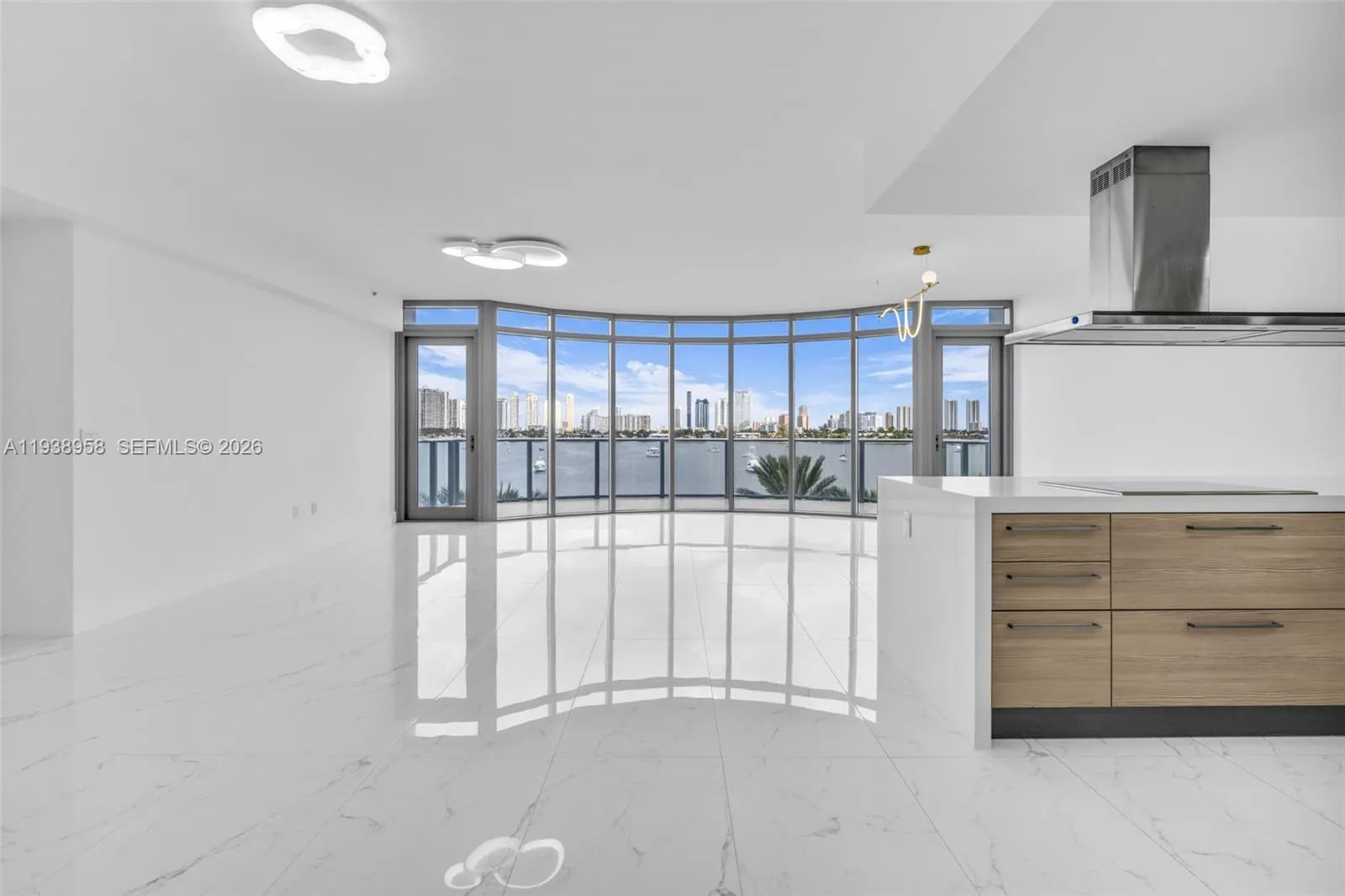 17111 Biscayne Blvd 411, North Miami Beach, Florid, North Miami Beach, Florida 33160, 2 Bedrooms Bedrooms, ,2 BathroomsBathrooms,Residential,For Sale,17111 Biscayne Blvd 411, North Miami Beach, Florid,A11938958