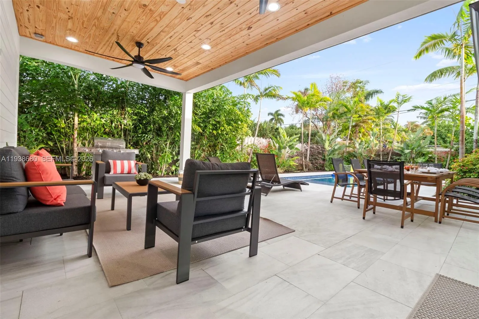 3540 Ne 28th Ave, Lighthouse Point, Florida 33064, Lighthouse Point, Florida 33064, 4 Bedrooms Bedrooms, ,2 BathroomsBathrooms,Residential Lease,For Rent,3540 Ne 28th Ave, Lighthouse Point, Florida 33064,A11938680