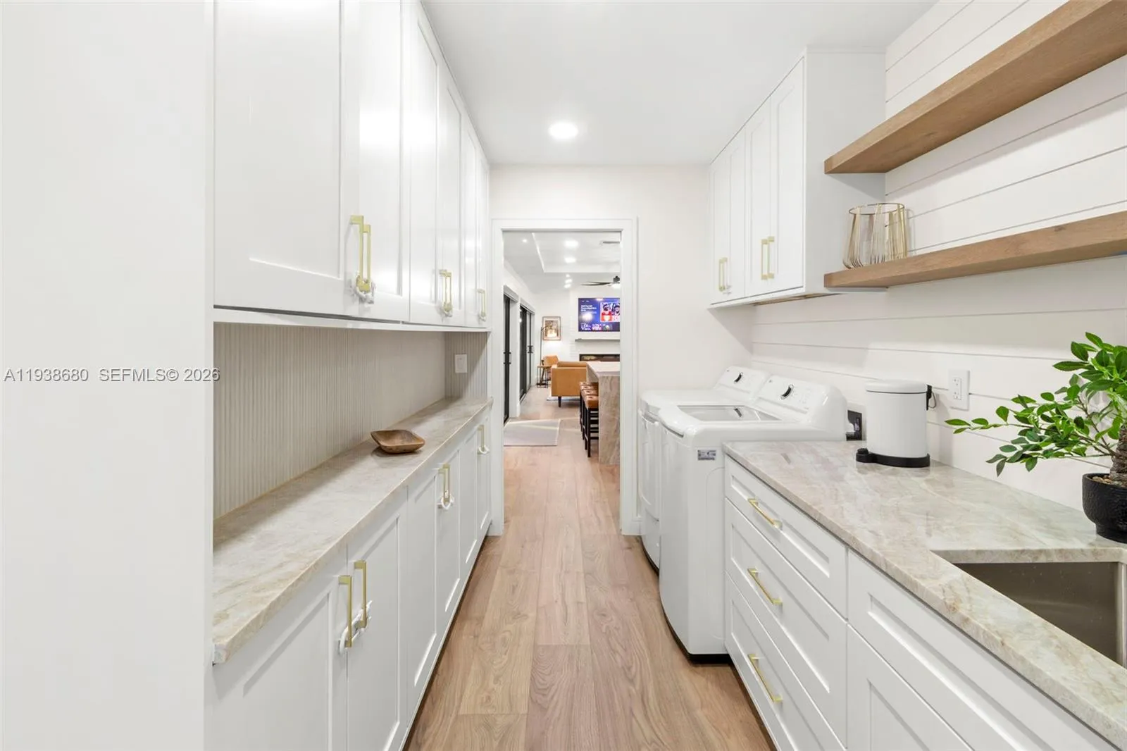 3540 Ne 28th Ave, Lighthouse Point, Florida 33064, Lighthouse Point, Florida 33064, 4 Bedrooms Bedrooms, ,2 BathroomsBathrooms,Residential Lease,For Rent,3540 Ne 28th Ave, Lighthouse Point, Florida 33064,A11938680