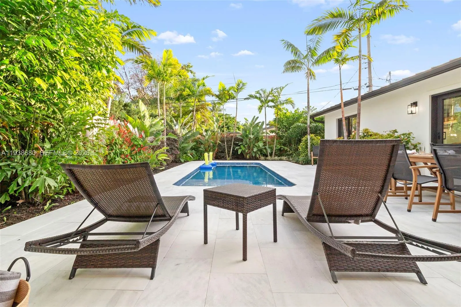 3540 Ne 28th Ave, Lighthouse Point, Florida 33064, Lighthouse Point, Florida 33064, 4 Bedrooms Bedrooms, ,2 BathroomsBathrooms,Residential Lease,For Rent,3540 Ne 28th Ave, Lighthouse Point, Florida 33064,A11938680