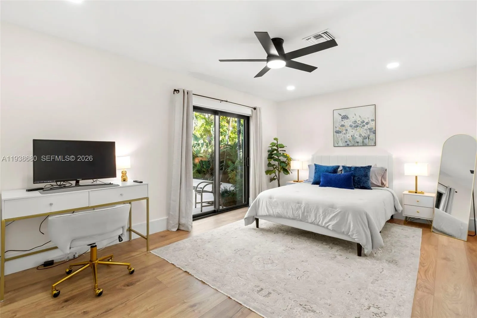 3540 Ne 28th Ave, Lighthouse Point, Florida 33064, Lighthouse Point, Florida 33064, 4 Bedrooms Bedrooms, ,2 BathroomsBathrooms,Residential Lease,For Rent,3540 Ne 28th Ave, Lighthouse Point, Florida 33064,A11938680