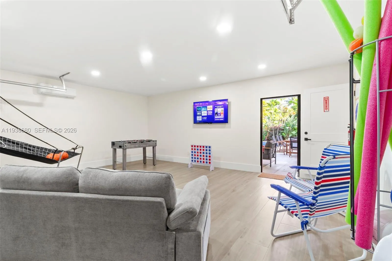3540 Ne 28th Ave, Lighthouse Point, Florida 33064, Lighthouse Point, Florida 33064, 4 Bedrooms Bedrooms, ,2 BathroomsBathrooms,Residential Lease,For Rent,3540 Ne 28th Ave, Lighthouse Point, Florida 33064,A11938680