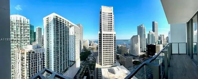 68 Se 6th St 2507, Miami, Florida 33131, Miami, Florida 33131, 2 Bedrooms Bedrooms, ,2 BathroomsBathrooms,Residential Lease,For Rent,68 Se 6th St 2507, Miami, Florida 33131,A11939081