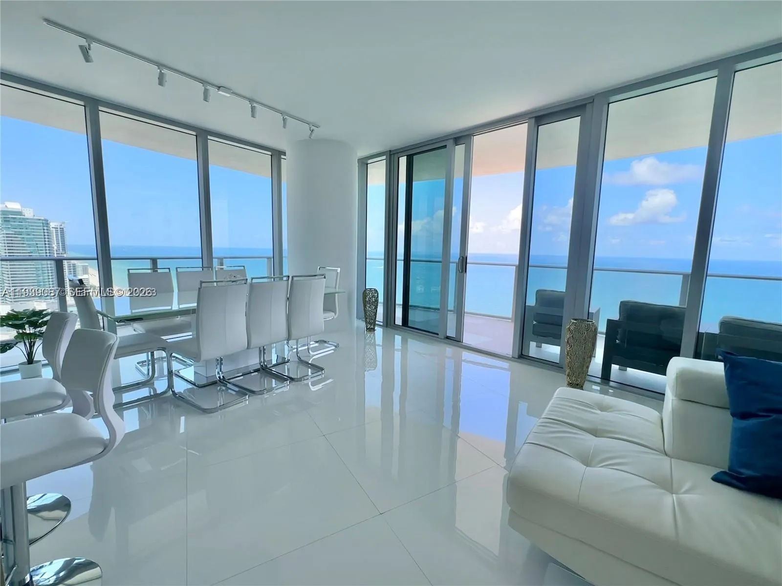 4111 S Ocean Dr 2902, Hollywood, Florida 33019, Hollywood, Florida 33019, 2 Bedrooms Bedrooms, ,2 BathroomsBathrooms,Residential,For Sale,4111 S Ocean Dr 2902, Hollywood, Florida 33019,A11939087