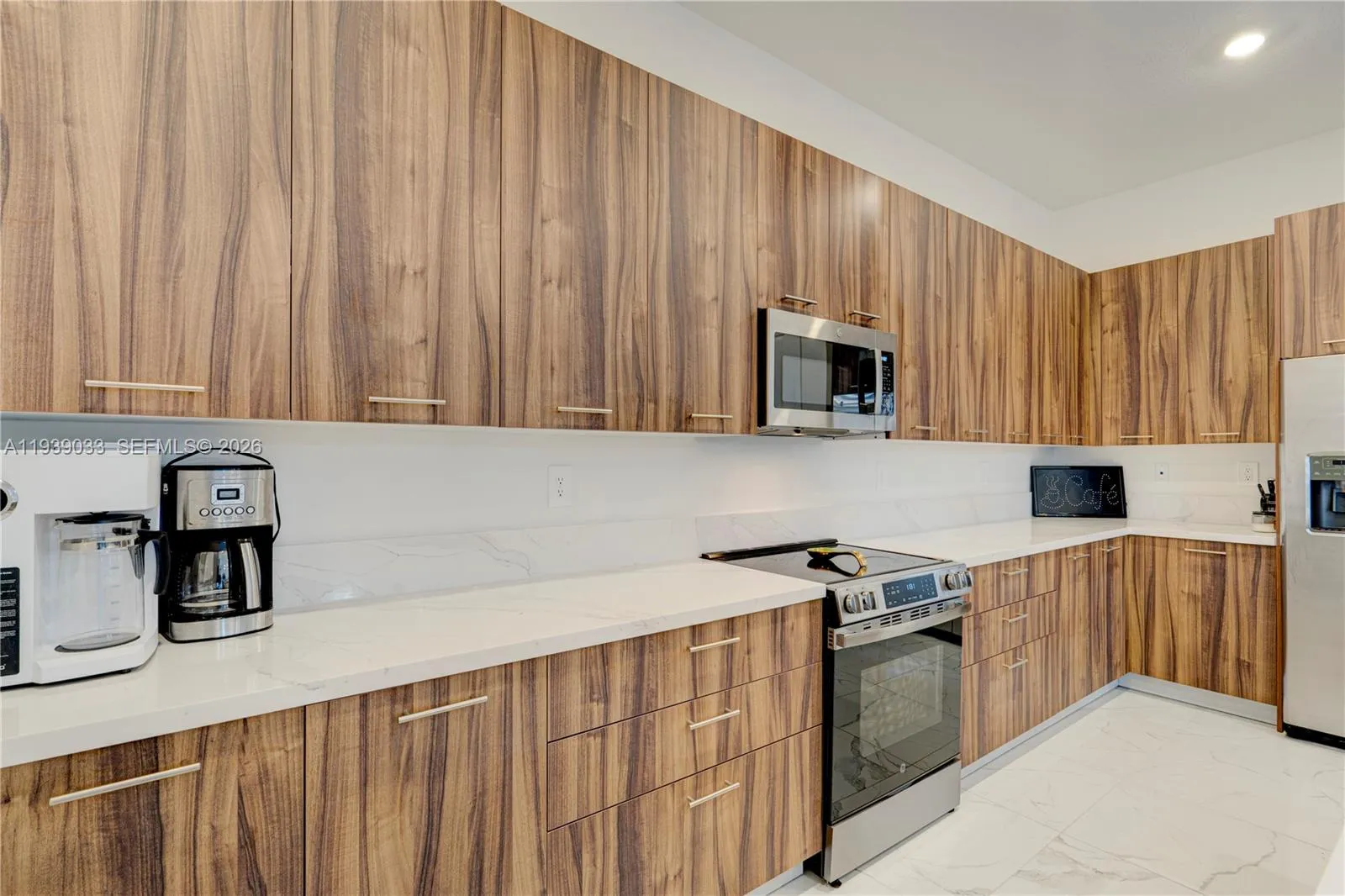 4367 Sw 123 Ln, Davie, Florida 33330, Davie, Florida 33330, 5 Bedrooms Bedrooms, ,4 BathroomsBathrooms,Residential,For Sale,4367 Sw 123 Ln, Davie, Florida 33330,A11939033