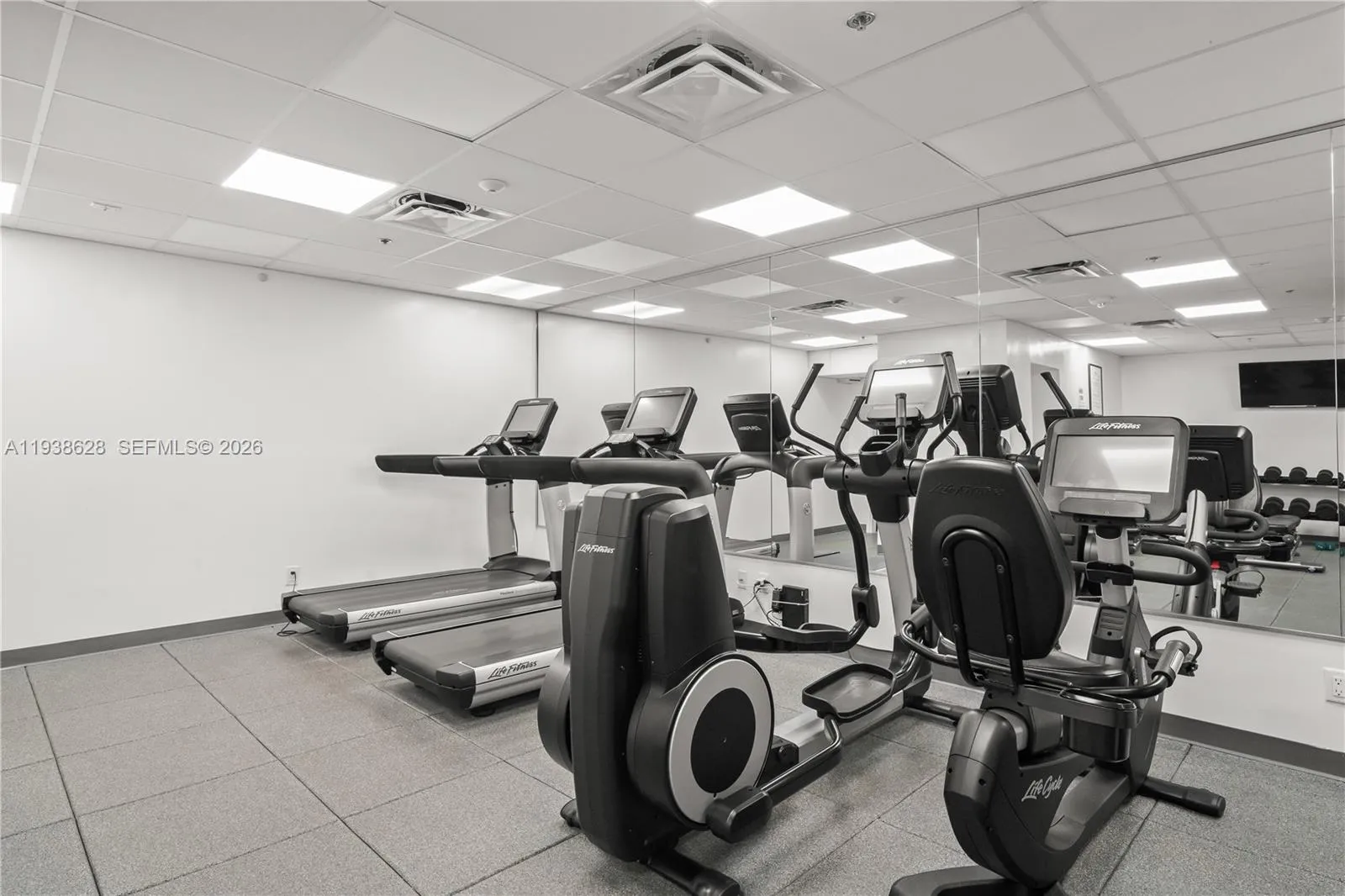 2843 S Bayshore Dr 6b, Miami, Florida 33133, Miami, Florida 33133, 2 Bedrooms Bedrooms, ,2 BathroomsBathrooms,Residential,For Sale,2843 S Bayshore Dr 6b, Miami, Florida 33133,A11938628