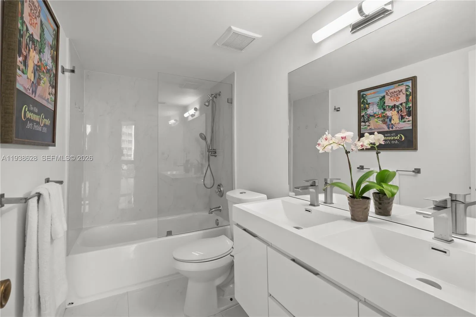 2843 S Bayshore Dr 6b, Miami, Florida 33133, Miami, Florida 33133, 2 Bedrooms Bedrooms, ,2 BathroomsBathrooms,Residential,For Sale,2843 S Bayshore Dr 6b, Miami, Florida 33133,A11938628