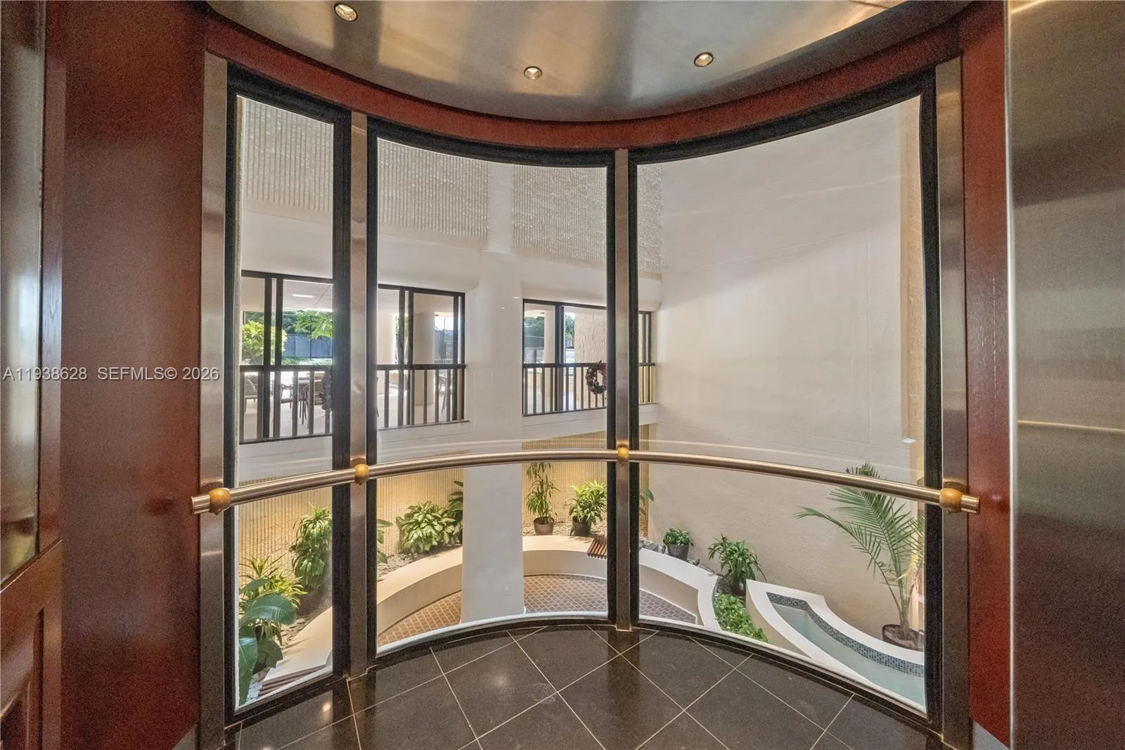 2843 S Bayshore Dr 6b, Miami, Florida 33133, Miami, Florida 33133, 2 Bedrooms Bedrooms, ,2 BathroomsBathrooms,Residential,For Sale,2843 S Bayshore Dr 6b, Miami, Florida 33133,A11938628