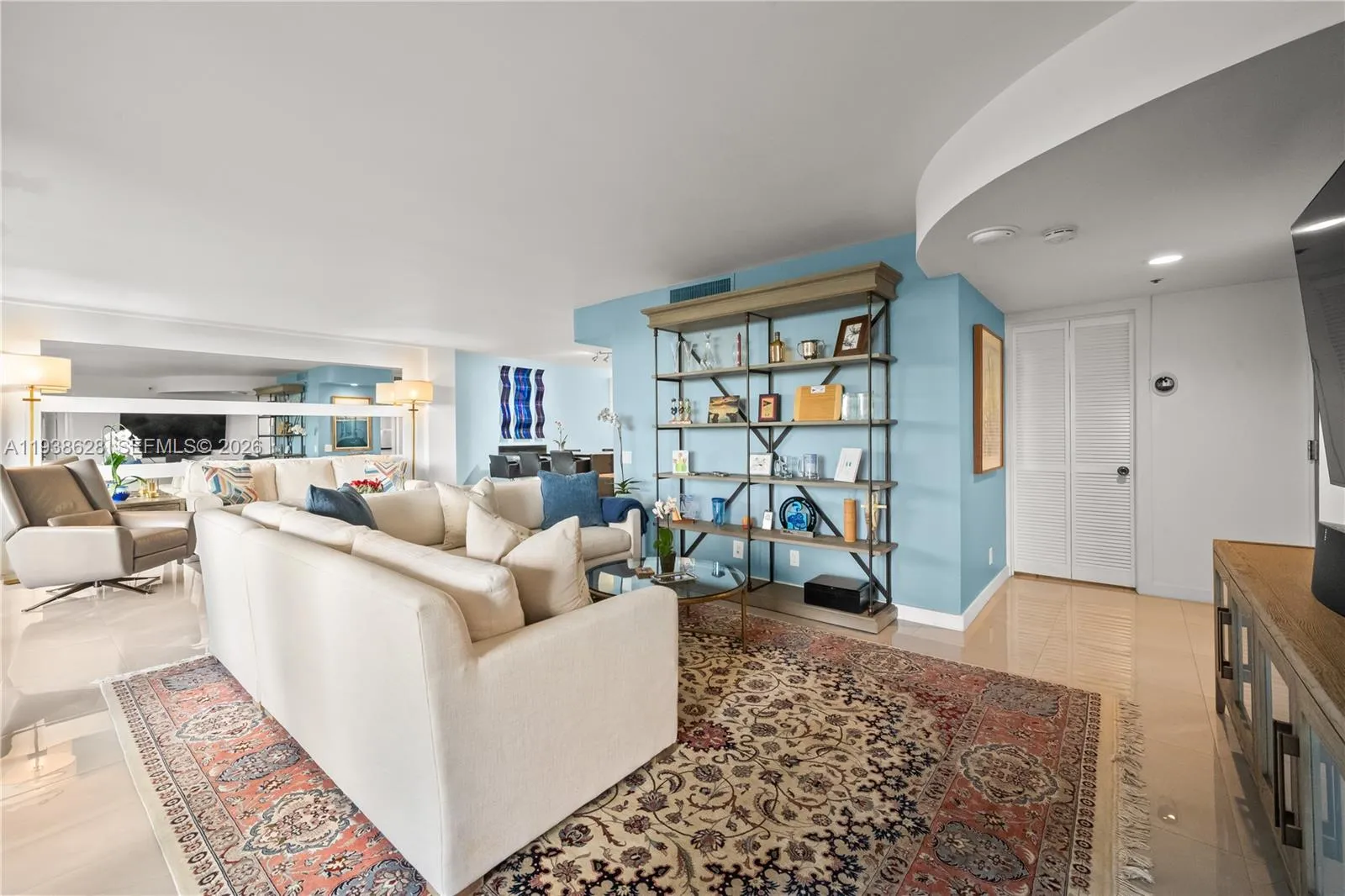 2843 S Bayshore Dr 6b, Miami, Florida 33133, Miami, Florida 33133, 2 Bedrooms Bedrooms, ,2 BathroomsBathrooms,Residential,For Sale,2843 S Bayshore Dr 6b, Miami, Florida 33133,A11938628