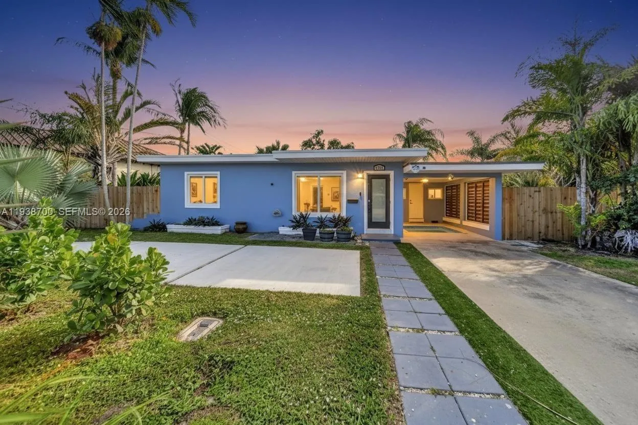2304 Se 13th Ct, Pompano Beach, Florida 33062, Pompano Beach, Florida 33062, 2 Bedrooms Bedrooms, ,1 BathroomBathrooms,Residential,For Sale,2304 Se 13th Ct, Pompano Beach, Florida 33062,A11938700