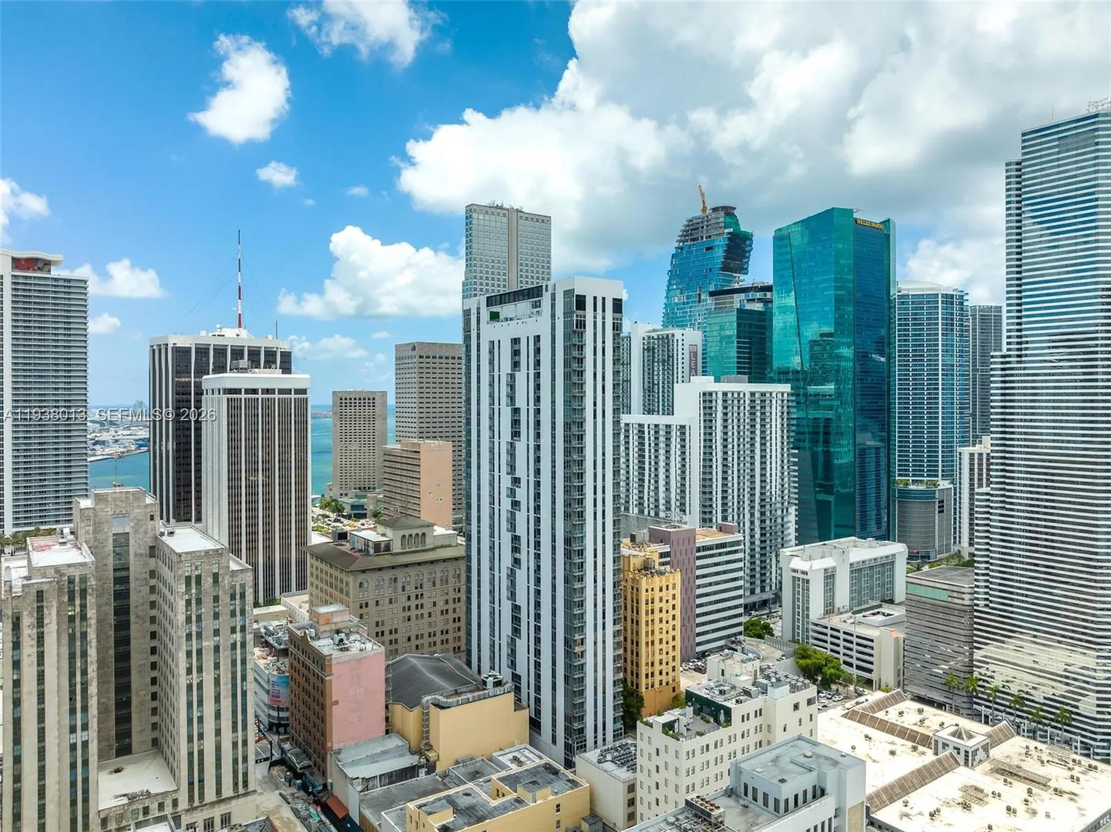 151 Se 1st St 3103, Miami, Florida 33131, Miami, Florida 33131, 1 Bedroom Bedrooms, ,1 BathroomBathrooms,Residential Lease,For Rent,151 Se 1st St 3103, Miami, Florida 33131,A11938013