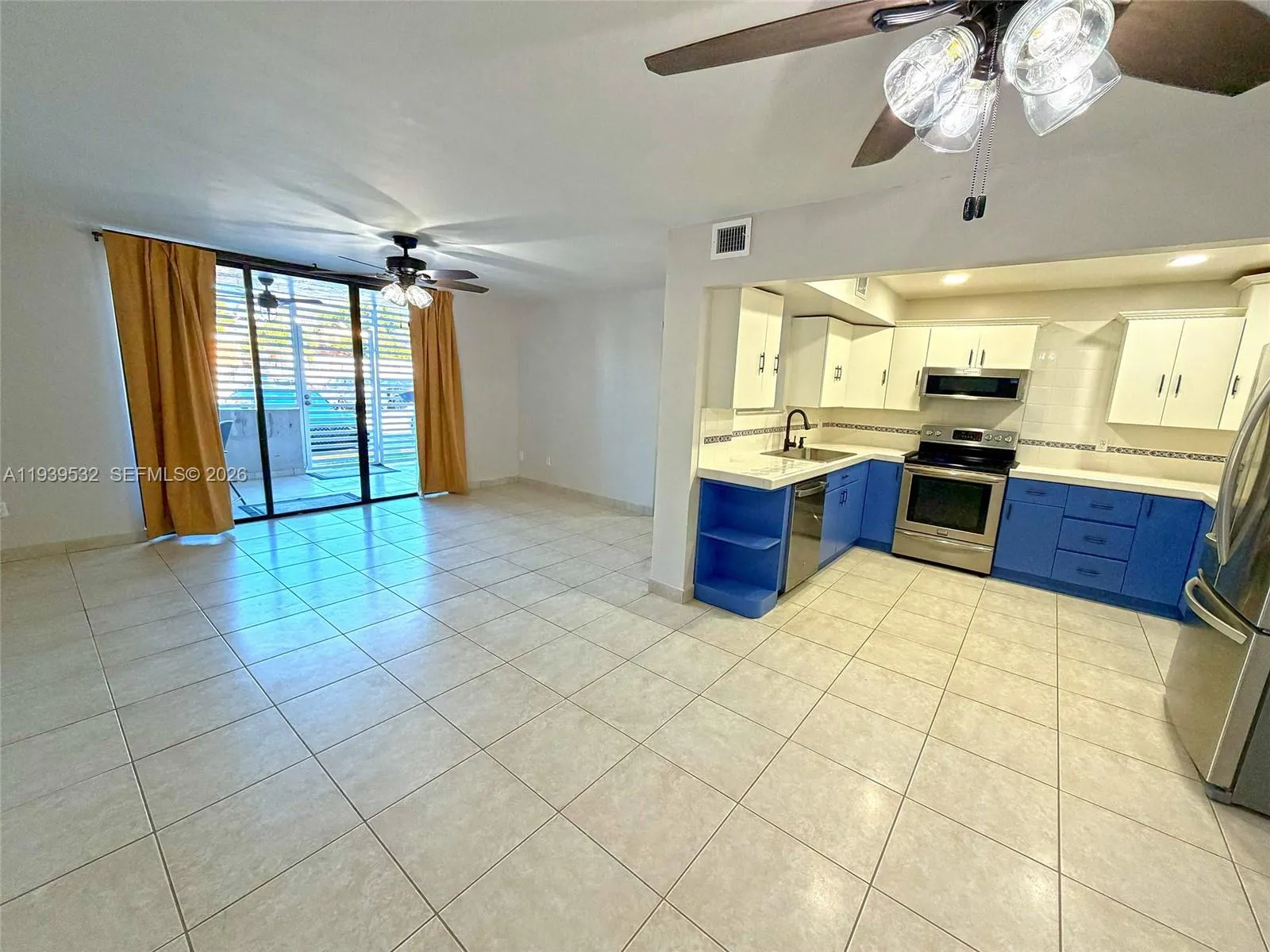 11755 Sw 18th St 109, Miami, Florida 33175, Miami, Florida 33175, 2 Bedrooms Bedrooms, ,2 BathroomsBathrooms,Residential Lease,For Rent,11755 Sw 18th St 109, Miami, Florida 33175,A11939532