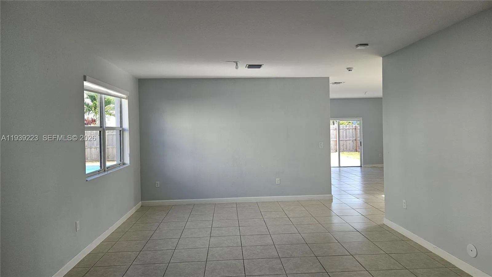1433 Se 27th Ter, Homestead, Florida 33035, Homestead, Florida 33035, 5 Bedrooms Bedrooms, ,3 BathroomsBathrooms,Residential,For Sale,1433 Se 27th Ter, Homestead, Florida 33035,A11939223