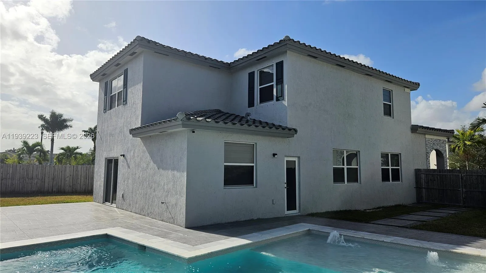 1433 Se 27th Ter, Homestead, Florida 33035, Homestead, Florida 33035, 5 Bedrooms Bedrooms, ,3 BathroomsBathrooms,Residential,For Sale,1433 Se 27th Ter, Homestead, Florida 33035,A11939223
