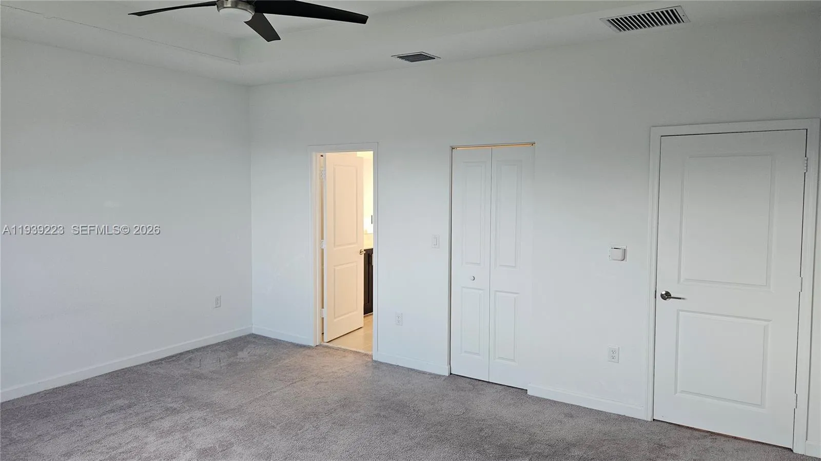 1433 Se 27th Ter, Homestead, Florida 33035, Homestead, Florida 33035, 5 Bedrooms Bedrooms, ,3 BathroomsBathrooms,Residential,For Sale,1433 Se 27th Ter, Homestead, Florida 33035,A11939223