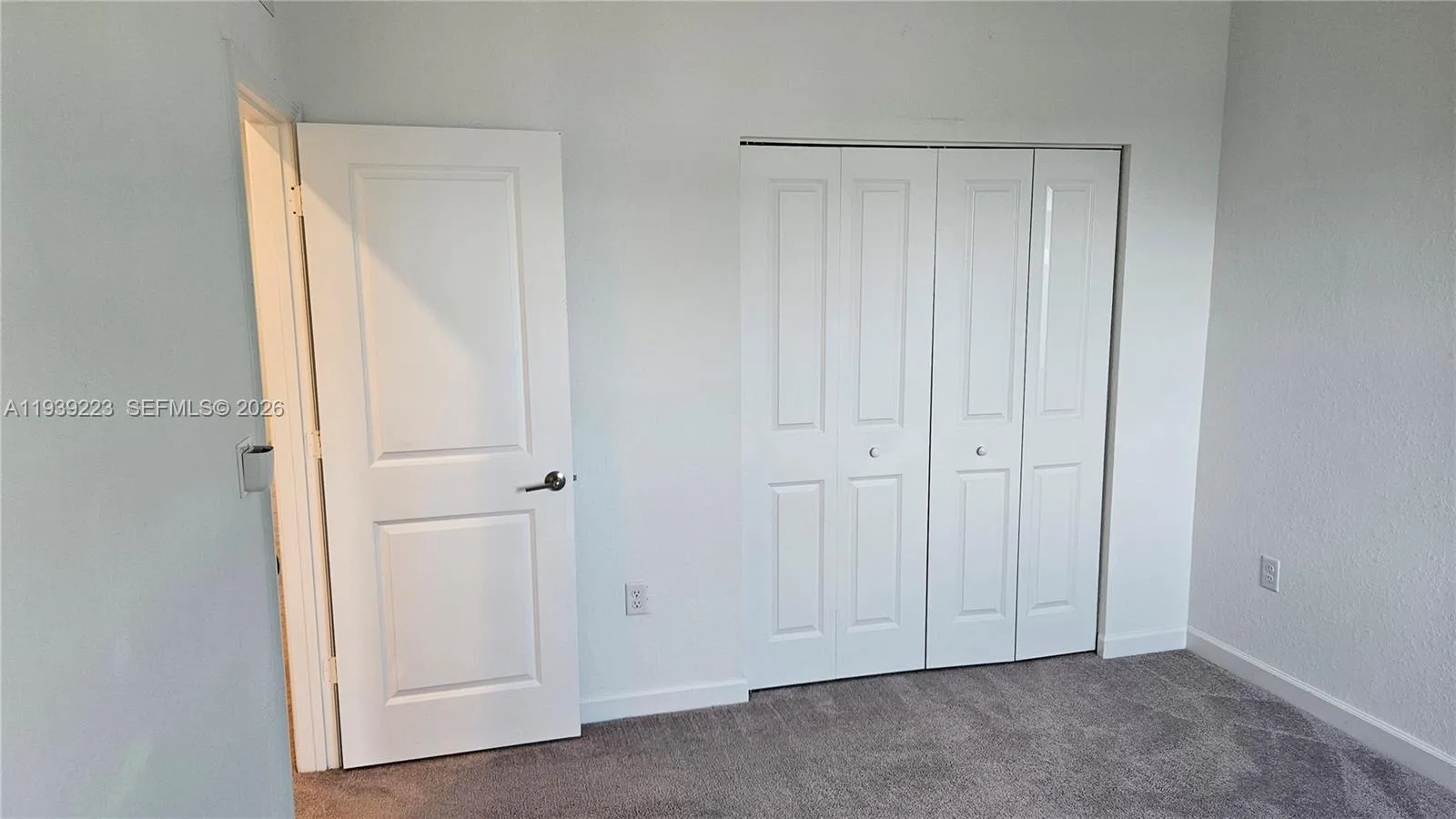 1433 Se 27th Ter, Homestead, Florida 33035, Homestead, Florida 33035, 5 Bedrooms Bedrooms, ,3 BathroomsBathrooms,Residential,For Sale,1433 Se 27th Ter, Homestead, Florida 33035,A11939223