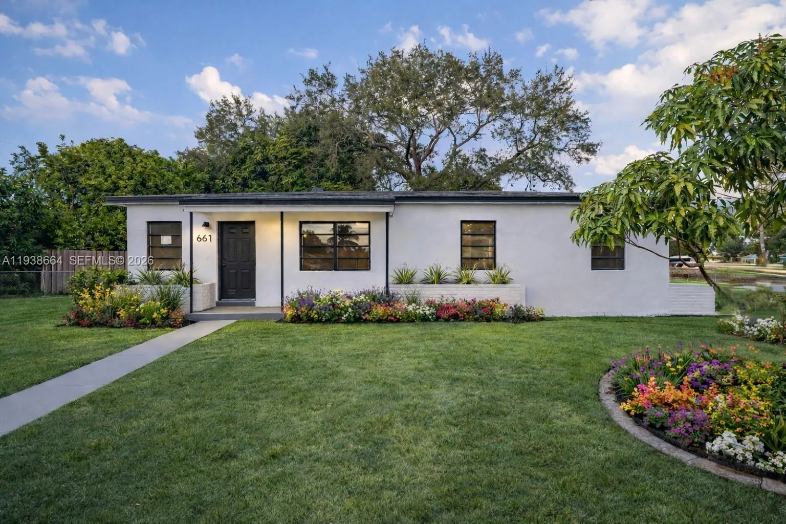 661 Nw 191st St, Miami Gardens, Florida 33169, Miami Gardens, Florida 33169, 4 Bedrooms Bedrooms, ,2 BathroomsBathrooms,Residential,For Sale,661 Nw 191st St, Miami Gardens, Florida 33169,A11938664