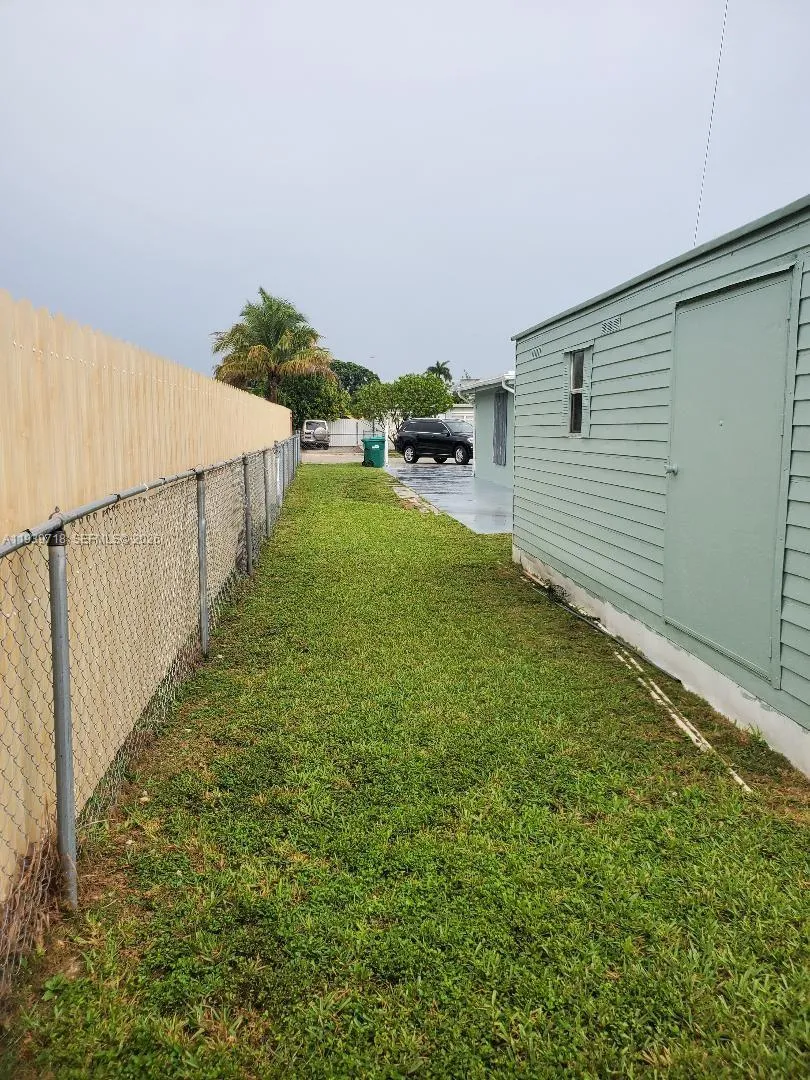 Homestead, Florida 33033, 4 Bedrooms Bedrooms, ,2 BathroomsBathrooms,Residential,For Sale,A11939718