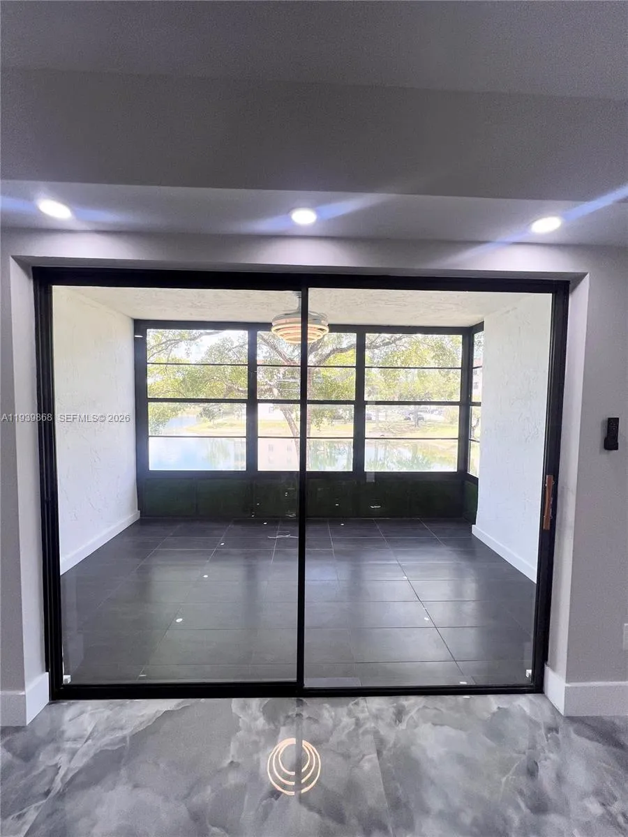 4930 E Sabal Palm Blvd 206, Tamarac, Florida 33319, Tamarac, Florida 33319, 2 Bedrooms Bedrooms, ,2 BathroomsBathrooms,Residential,For Sale,4930 E Sabal Palm Blvd 206, Tamarac, Florida 33319,A11939868