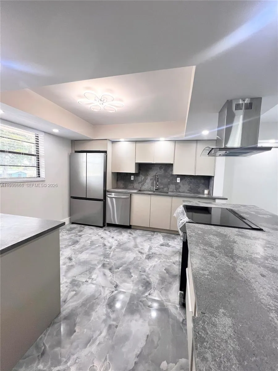 4930 E Sabal Palm Blvd 206, Tamarac, Florida 33319, Tamarac, Florida 33319, 2 Bedrooms Bedrooms, ,2 BathroomsBathrooms,Residential,For Sale,4930 E Sabal Palm Blvd 206, Tamarac, Florida 33319,A11939868