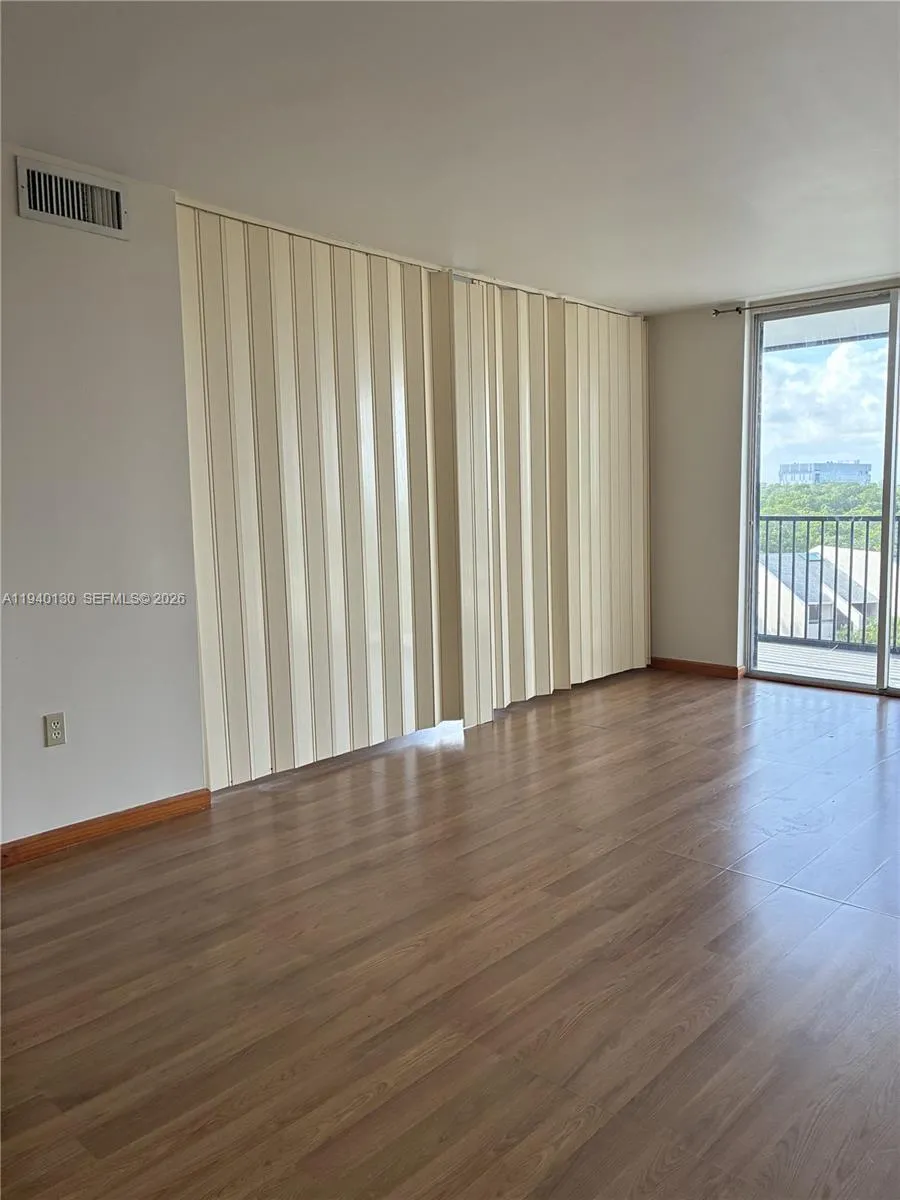 2500 Ne 135th St B506, North Miami, Florida 33181, North Miami, Florida 33181, 2 Bedrooms Bedrooms, ,2 BathroomsBathrooms,Residential Lease,For Rent,2500 Ne 135th St B506, North Miami, Florida 33181,A11940130