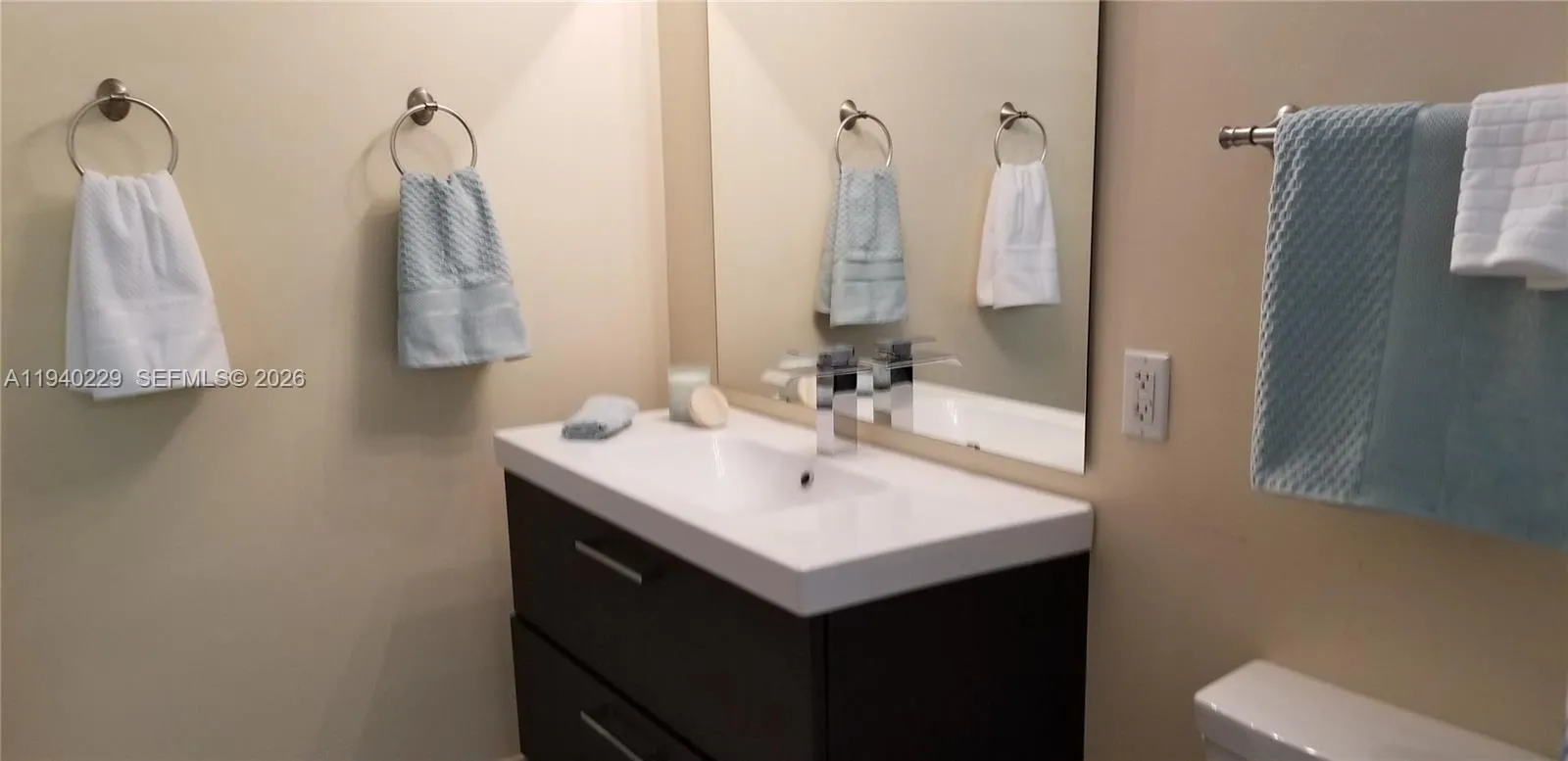 1337 Euclid Ave 101, Miami Beach, Florida 33139, Miami Beach, Florida 33139, 2 Bedrooms Bedrooms, ,2 BathroomsBathrooms,Residential,For Sale,1337 Euclid Ave 101, Miami Beach, Florida 33139,A11940229