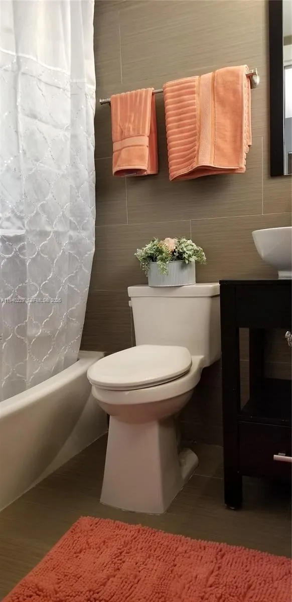 1337 Euclid Ave 101, Miami Beach, Florida 33139, Miami Beach, Florida 33139, 2 Bedrooms Bedrooms, ,2 BathroomsBathrooms,Residential,For Sale,1337 Euclid Ave 101, Miami Beach, Florida 33139,A11940229