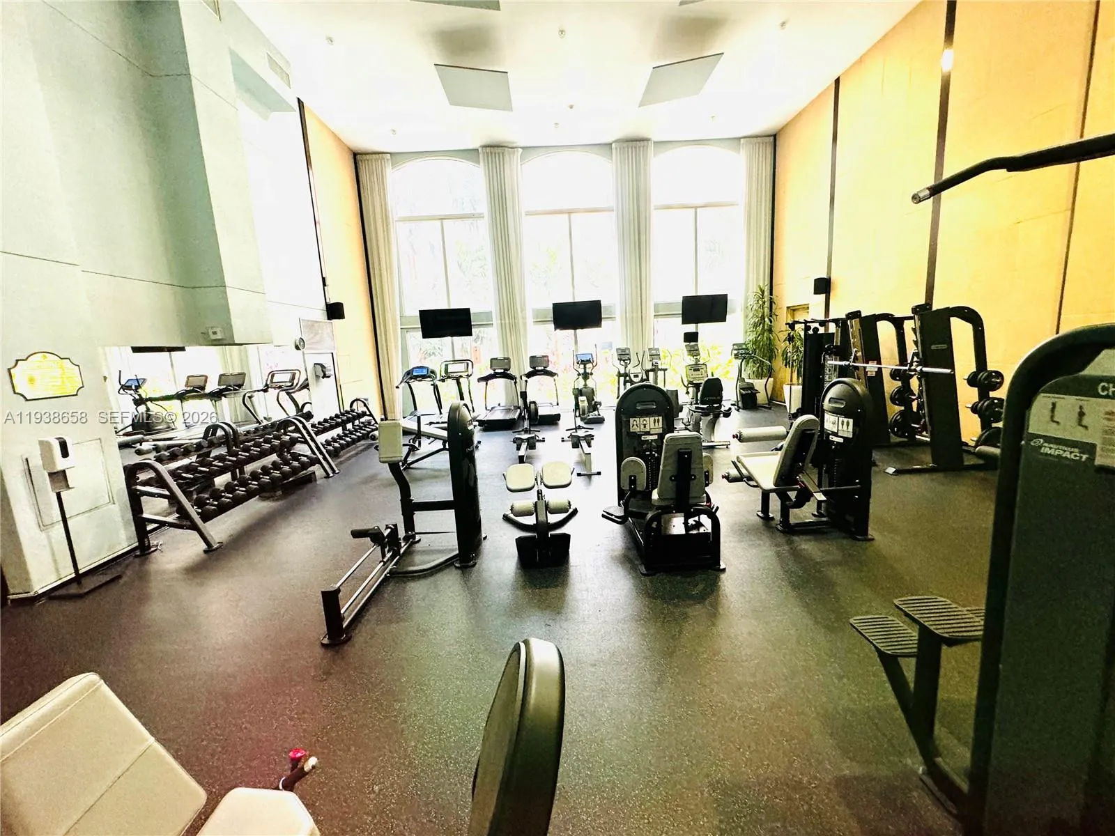 17150 N Bay Rd 2412, Sunny Isles Beach, Florida 33, Sunny Isles Beach, Florida 33160, 2 Bedrooms Bedrooms, ,2 BathroomsBathrooms,Residential Lease,For Rent,17150 N Bay Rd 2412, Sunny Isles Beach, Florida 33,A11938658