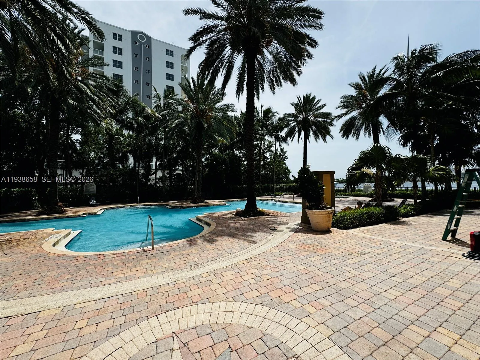 17150 N Bay Rd 2412, Sunny Isles Beach, Florida 33, Sunny Isles Beach, Florida 33160, 2 Bedrooms Bedrooms, ,2 BathroomsBathrooms,Residential Lease,For Rent,17150 N Bay Rd 2412, Sunny Isles Beach, Florida 33,A11938658
