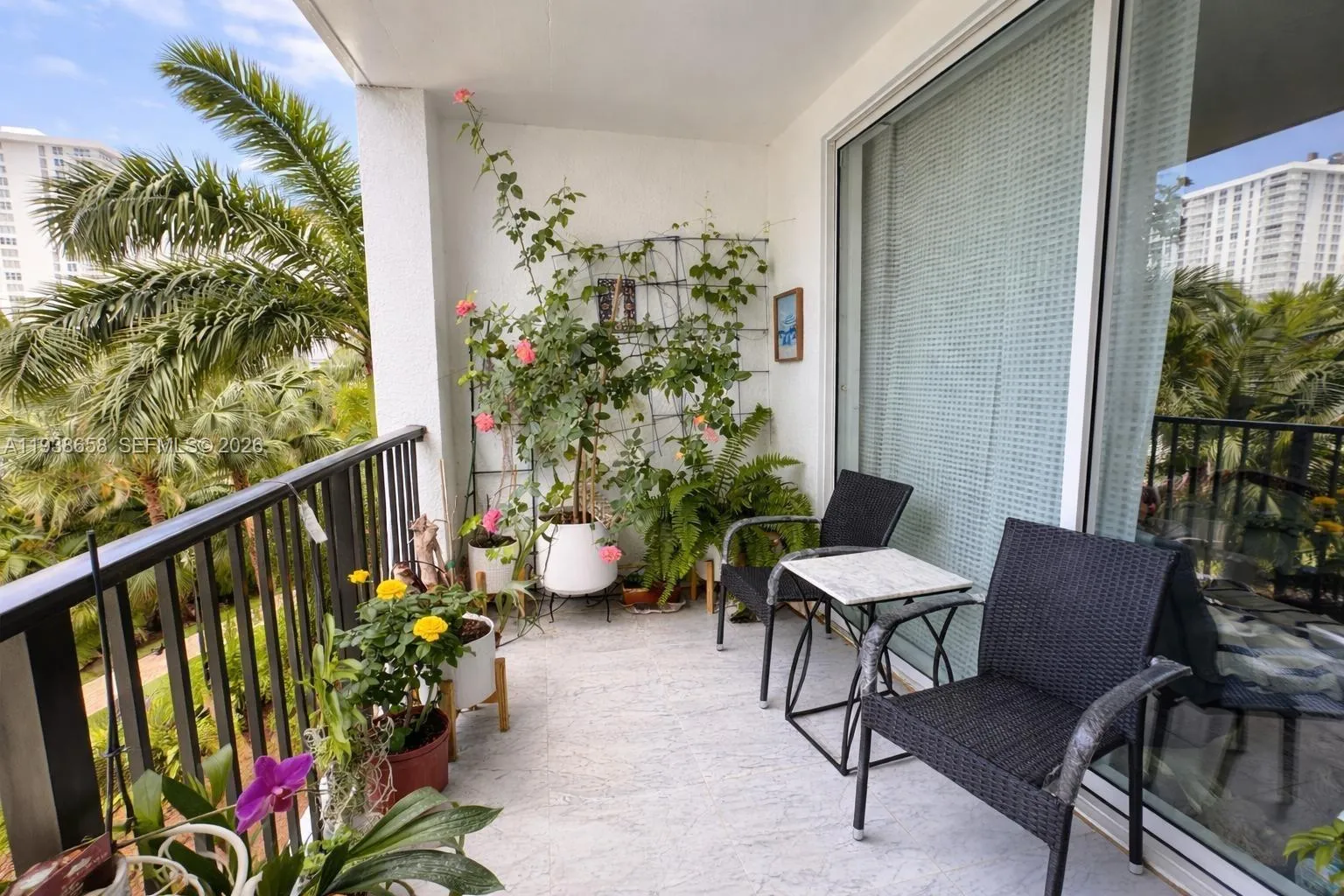 17150 N Bay Rd 2412, Sunny Isles Beach, Florida 33, Sunny Isles Beach, Florida 33160, 2 Bedrooms Bedrooms, ,2 BathroomsBathrooms,Residential Lease,For Rent,17150 N Bay Rd 2412, Sunny Isles Beach, Florida 33,A11938658