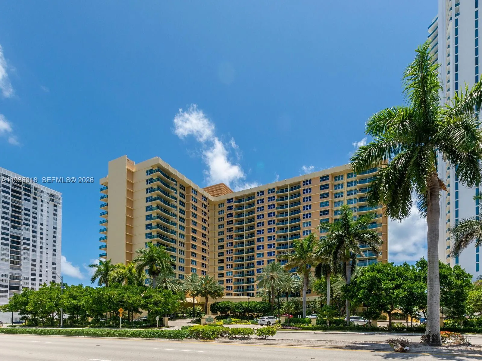 2501 S Ocean Dr 921, Hollywood, Florida 33019, Hollywood, Florida 33019, 1 Bedroom Bedrooms, ,1 BathroomBathrooms,Residential Lease,For Rent,2501 S Ocean Dr 921, Hollywood, Florida 33019,A11936018