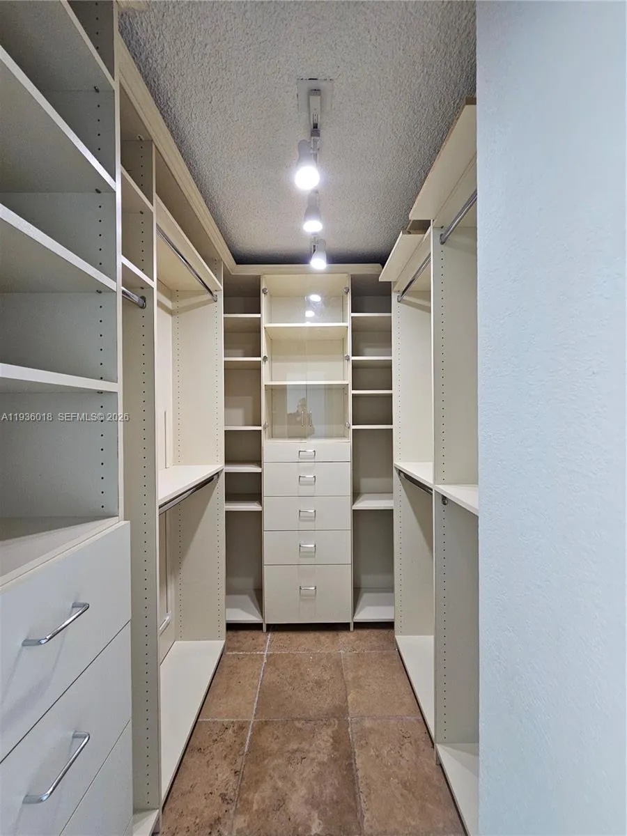 2501 S Ocean Dr 921, Hollywood, Florida 33019, Hollywood, Florida 33019, 1 Bedroom Bedrooms, ,1 BathroomBathrooms,Residential Lease,For Rent,2501 S Ocean Dr 921, Hollywood, Florida 33019,A11936018