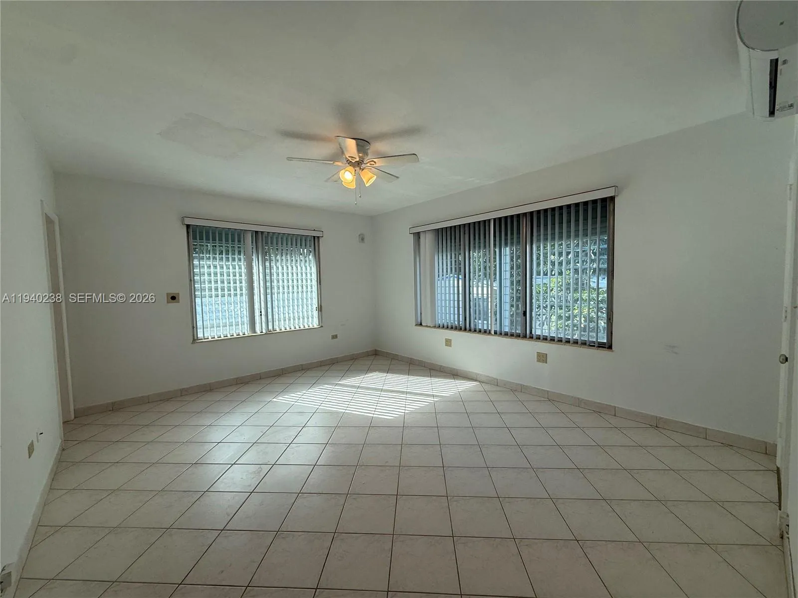 10178 Collins Ave 107, Bal Harbour, Florida 33154, Bal Harbour, Florida 33154, 1 Bedroom Bedrooms, ,2 BathroomsBathrooms,Residential Lease,For Rent,10178 Collins Ave 107, Bal Harbour, Florida 33154,A11940238