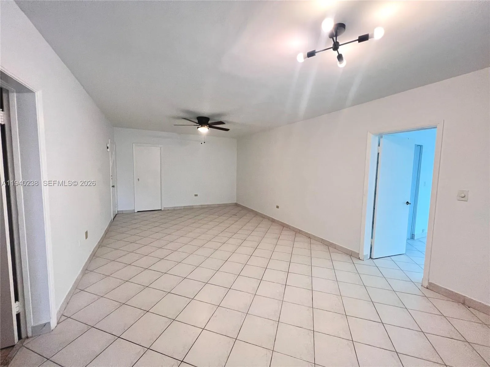10178 Collins Ave 107, Bal Harbour, Florida 33154, Bal Harbour, Florida 33154, 1 Bedroom Bedrooms, ,2 BathroomsBathrooms,Residential Lease,For Rent,10178 Collins Ave 107, Bal Harbour, Florida 33154,A11940238