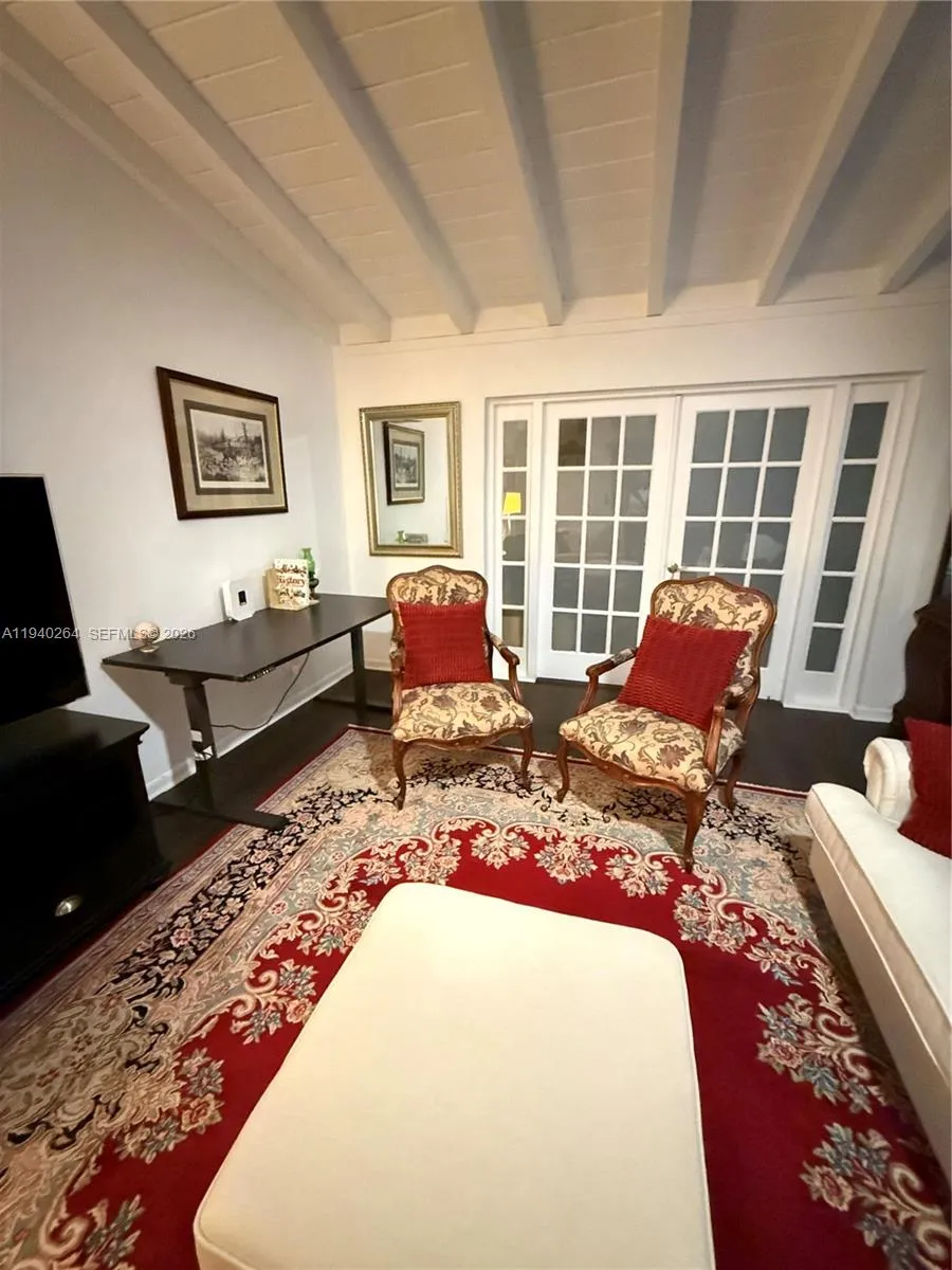 2036 Ne 21st Ave 2, Fort Lauderdale, Florida 33305, Fort Lauderdale, Florida 33305, 3 Bedrooms Bedrooms, ,2 BathroomsBathrooms,Residential Lease,For Rent,2036 Ne 21st Ave 2, Fort Lauderdale, Florida 33305,A11940264