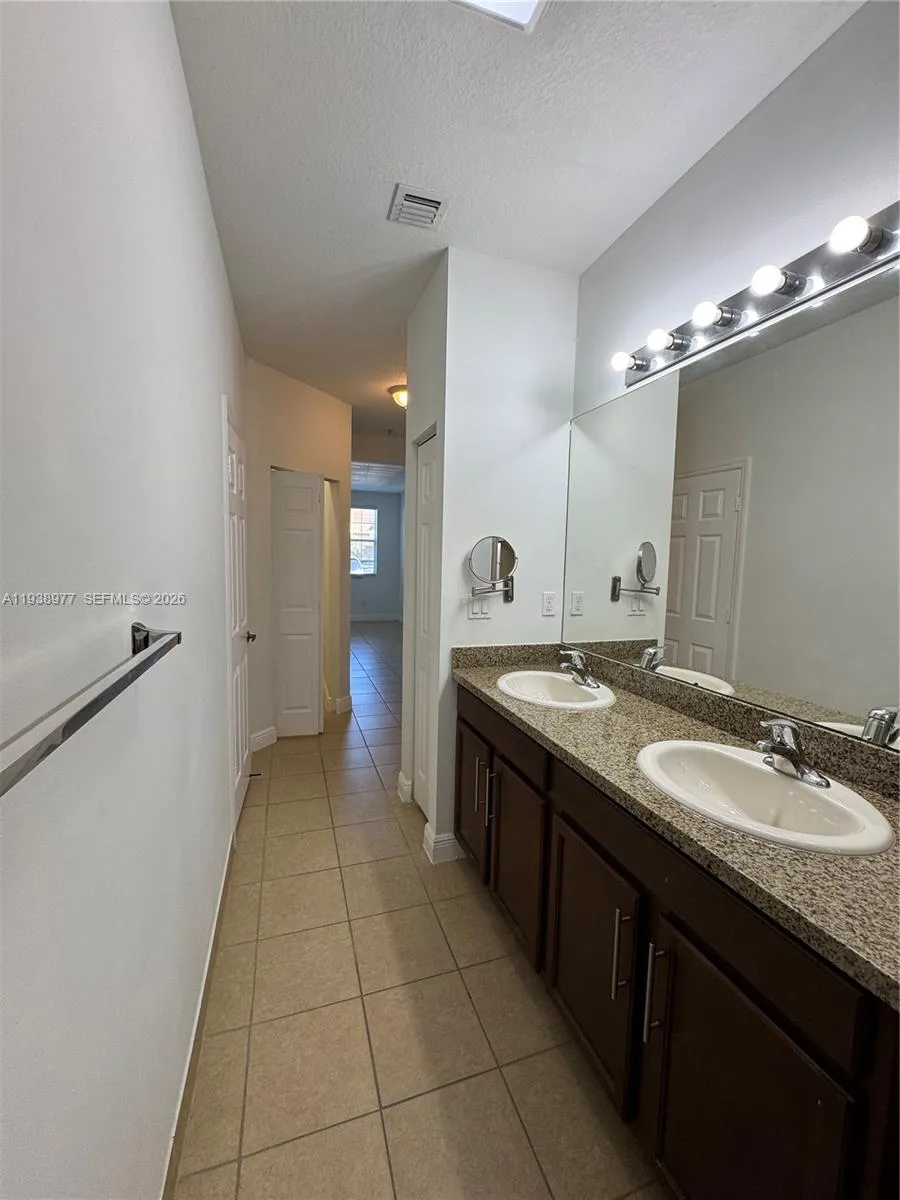 917 Sw 147th Ave 2006, Pembroke Pines, Florida 330, Pembroke Pines, Florida 33027, 2 Bedrooms Bedrooms, ,2 BathroomsBathrooms,Residential Lease,For Rent,917 Sw 147th Ave 2006, Pembroke Pines, Florida 330,A11938977