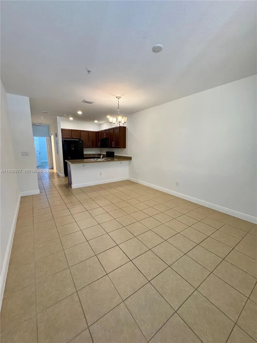 917 Sw 147th Ave 2006, Pembroke Pines, Florida 330, Pembroke Pines, Florida 33027, 2 Bedrooms Bedrooms, ,2 BathroomsBathrooms,Residential Lease,For Rent,917 Sw 147th Ave 2006, Pembroke Pines, Florida 330,A11938977