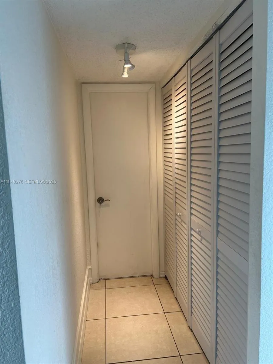 5181 W Oakland Park Blvd 110, Lauderdale Lakes, Fl, Lauderdale Lakes, Florida 33313, 1 Bedroom Bedrooms, ,1 BathroomBathrooms,Residential Lease,For Rent,5181 W Oakland Park Blvd 110, Lauderdale Lakes, Fl,A11940276