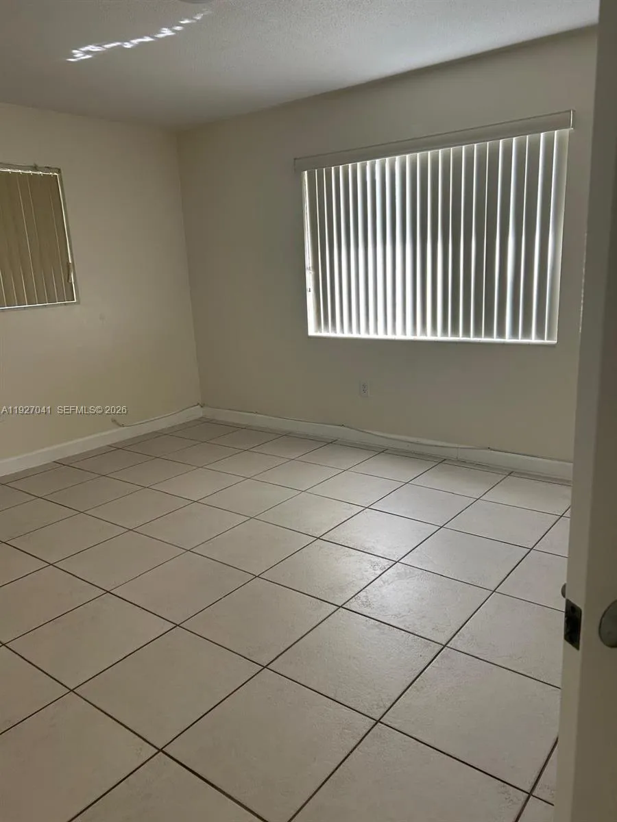 10011 Sw 162nd St, Miami, Florida 33157, Miami, Florida 33157, 3 Bedrooms Bedrooms, ,1 BathroomBathrooms,Residential,For Sale,10011 Sw 162nd St, Miami, Florida 33157,A11927041